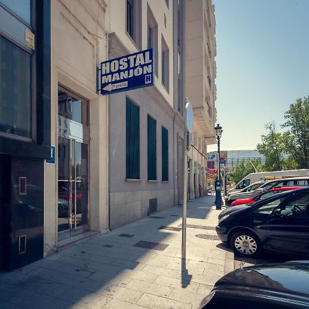 Hostal Manjon Burgos Exterior photo